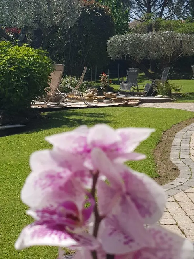 Homestay Au Pays De Cezanne Picasso & Matisse Apartment Aix-en-Provence France