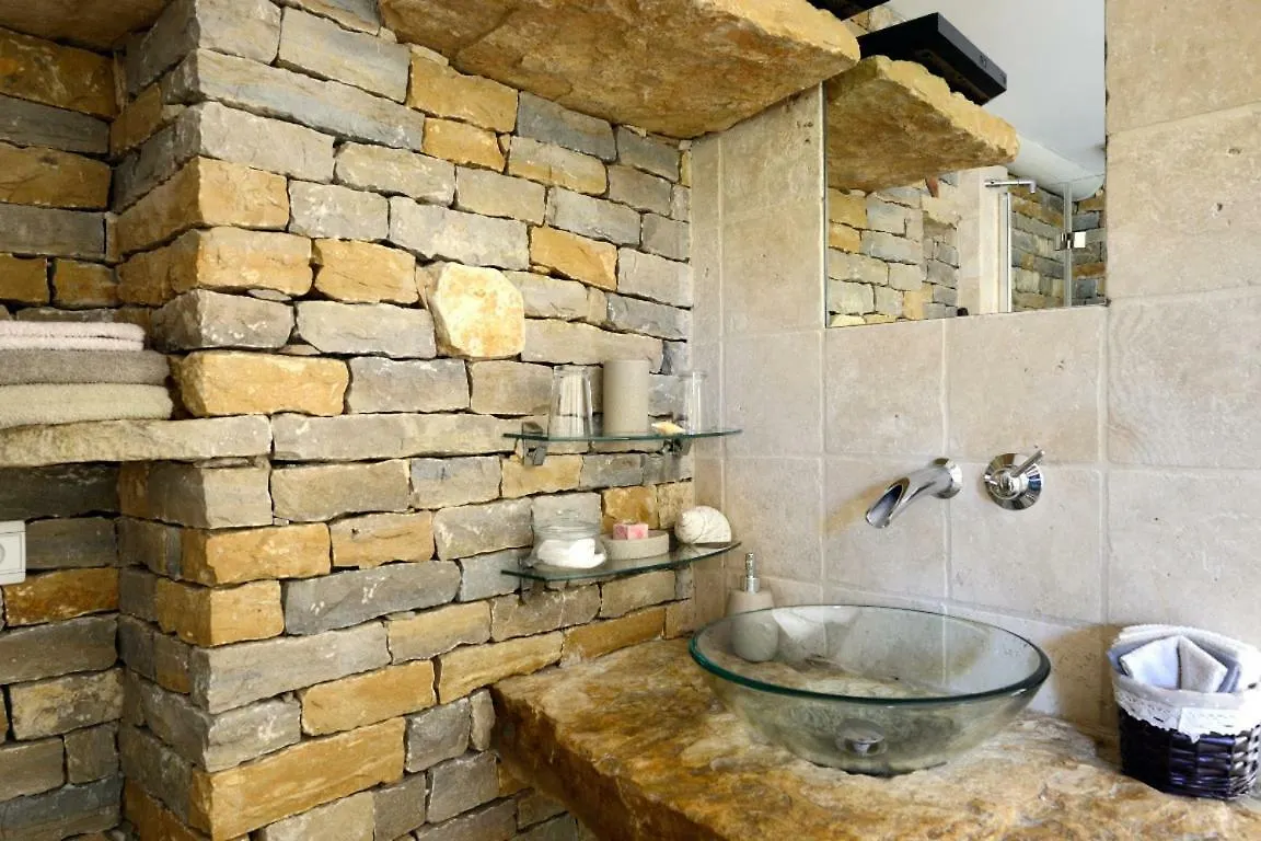 Homestay Au Pays De Cezanne Picasso & Matisse Apartment Aix-en-Provence